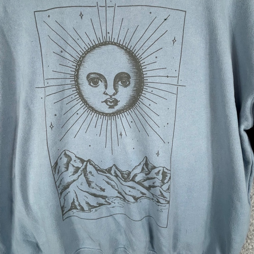 American‎ Eagle Light Blue Celestial Sun Mountain Graphic Sweatshirt Size XS - Picture 2 of 13